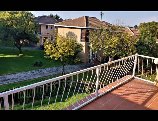 3 BEDROOM TOWNHOUSE TO LET IN PAULSHOF
